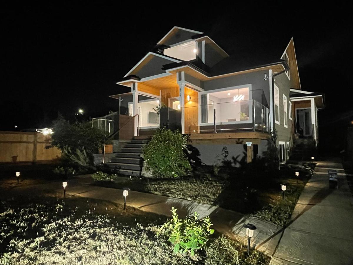 Villa 1st Line A With Air Conditioners *