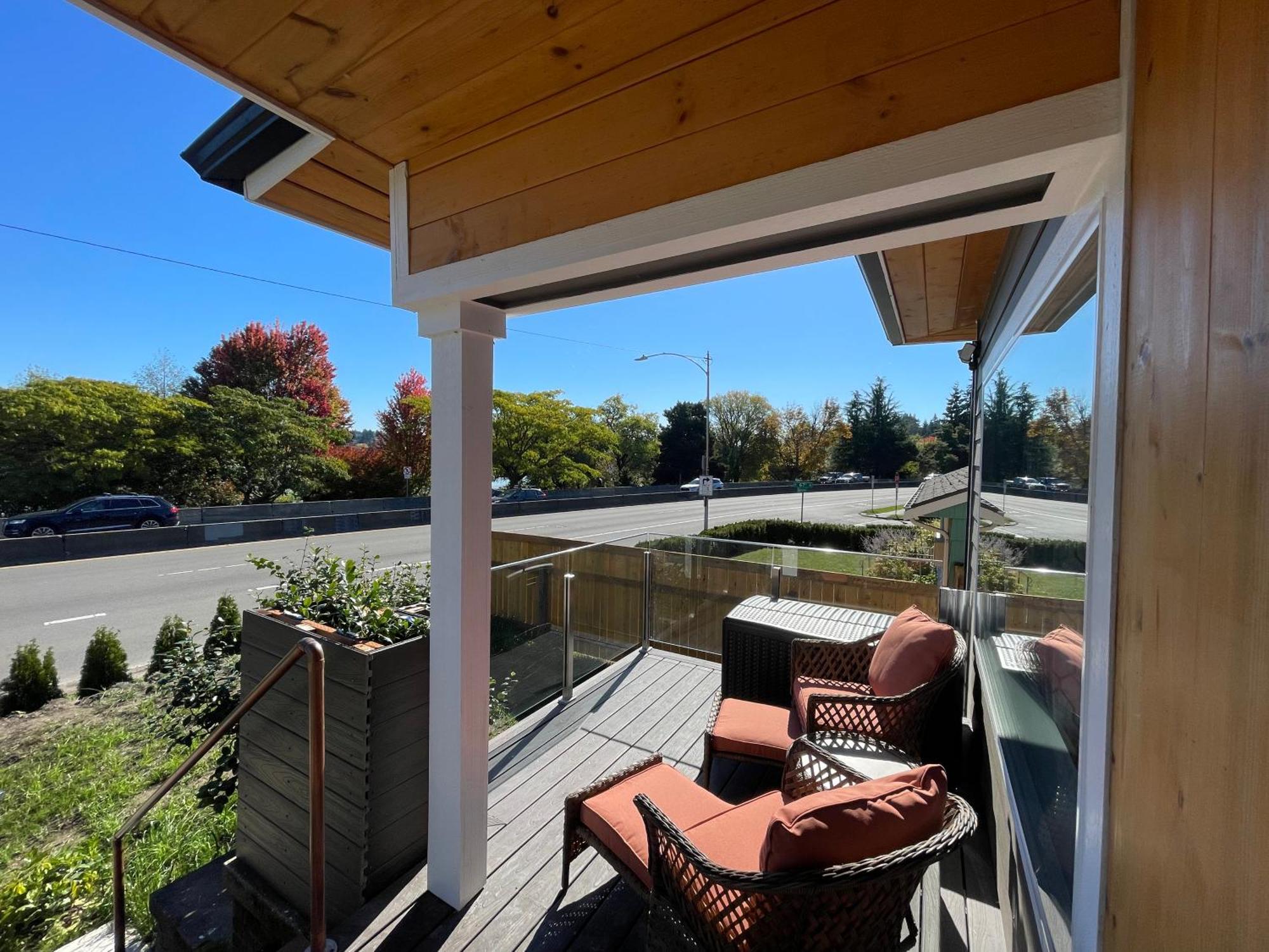 1st Line A With Air Conditioners * Seattle