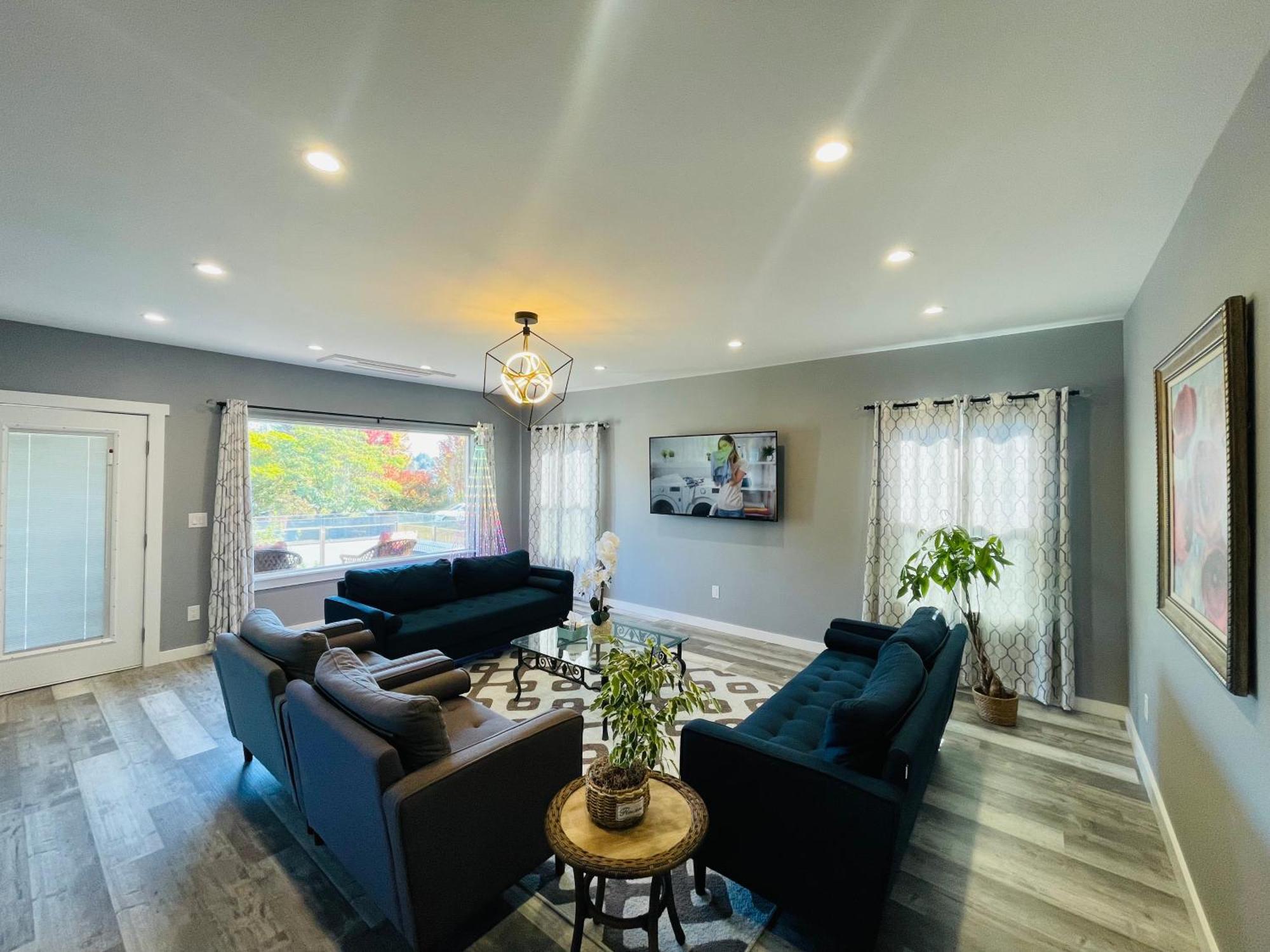 1st Line A With Air Conditioners Villa Seattle